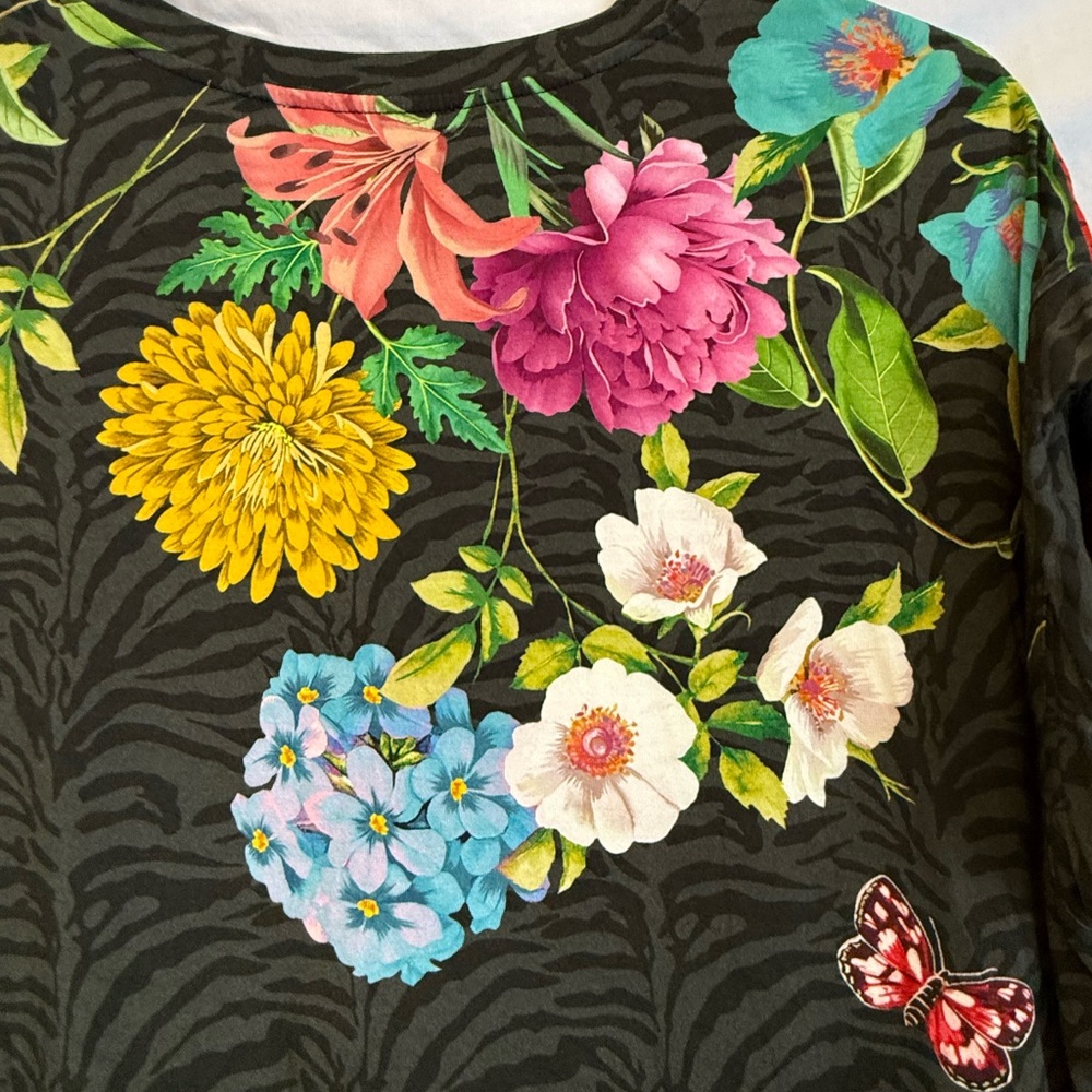 JOHNNY WAS Blooming Breeze Floral Print Crew Neck Short Sleeve Relaxed Tee Shirt - Picture 12 of 15